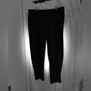 ⭐️ Basic Black Pixie Pants
